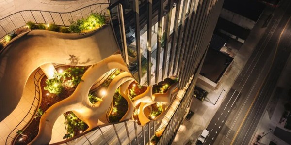 炸裂！馬巖松MAD美國(guó)丹佛住宅“垂直峽谷”建成